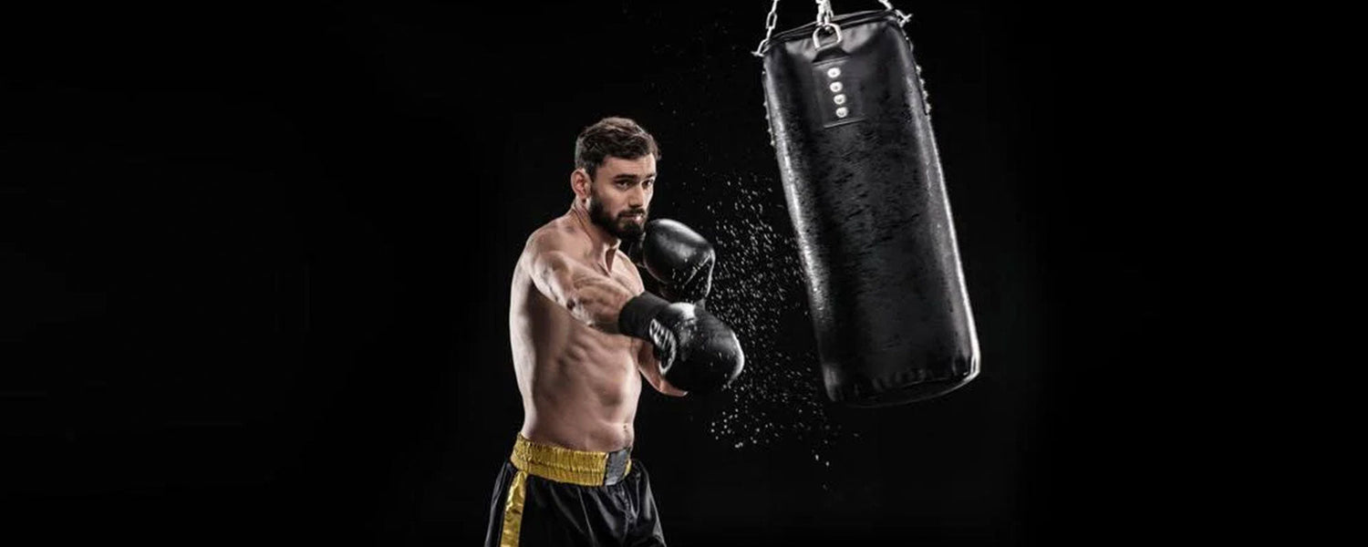 Heavy Bag Workout: 10 Heavy Bag Training Tips for Beginner Boxers