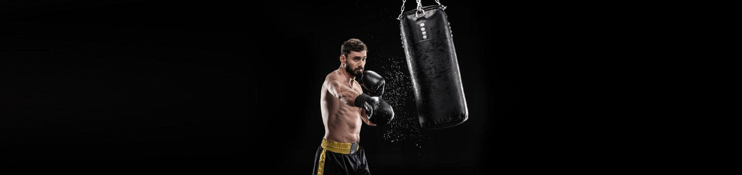 Heavy Bag Workout: 10 Heavy Bag Training Tips for Beginner Boxers