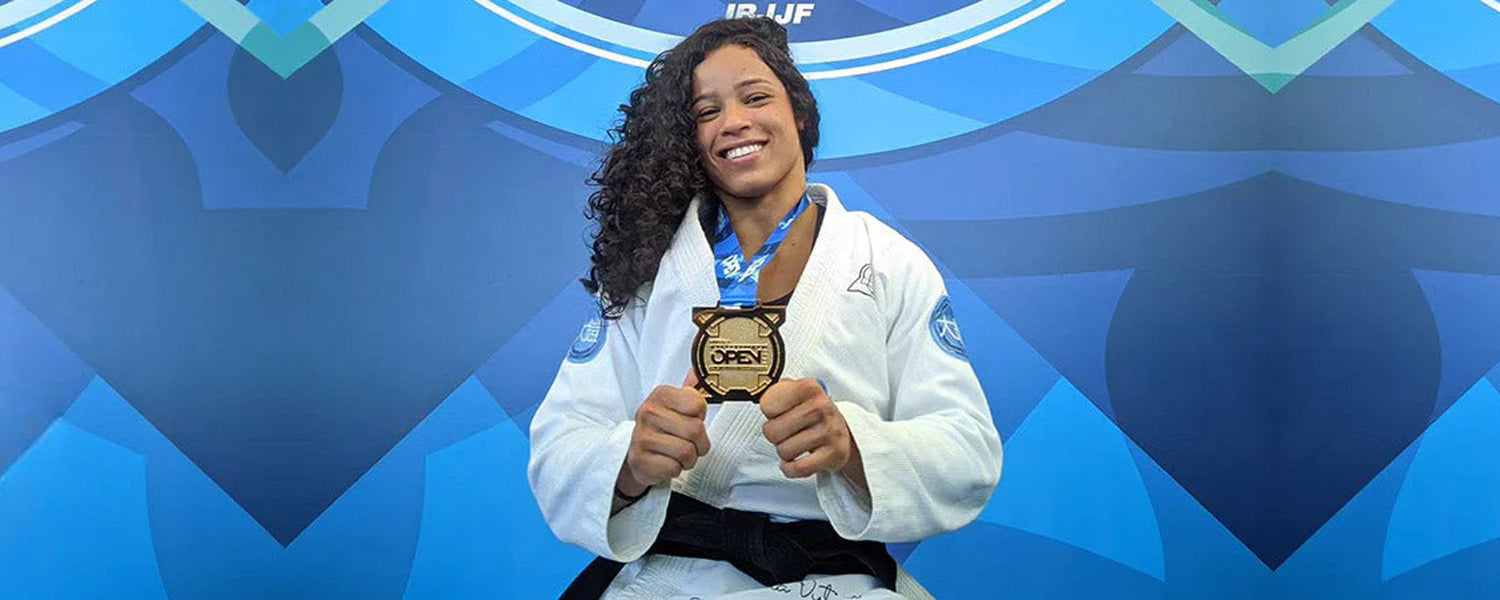 Julia Alves – Lightweight BJJ Black Belt